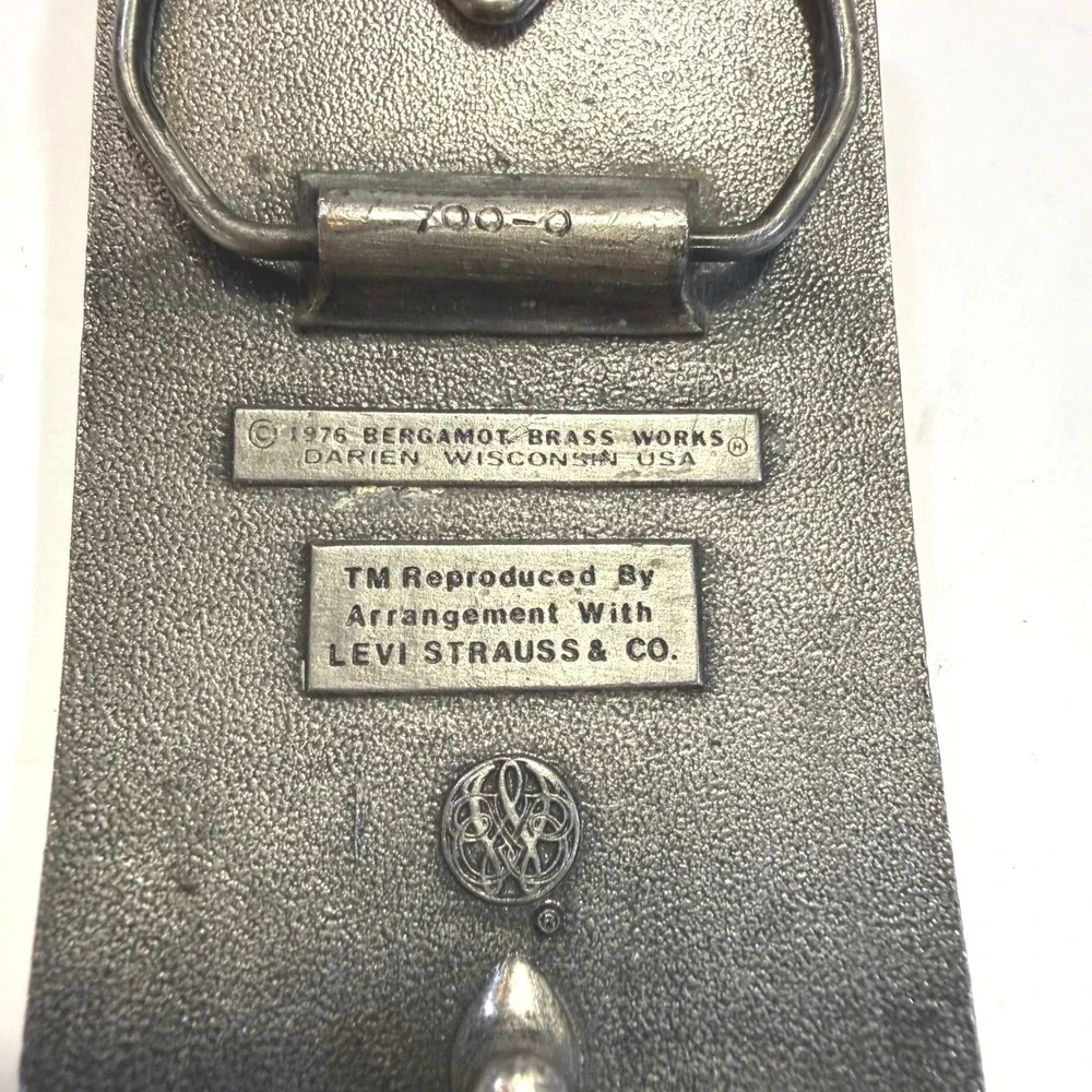 Vintage 1976 Levis Strauss & Co Two Horse Belt Buckle Bergamot Brass Works 700-0